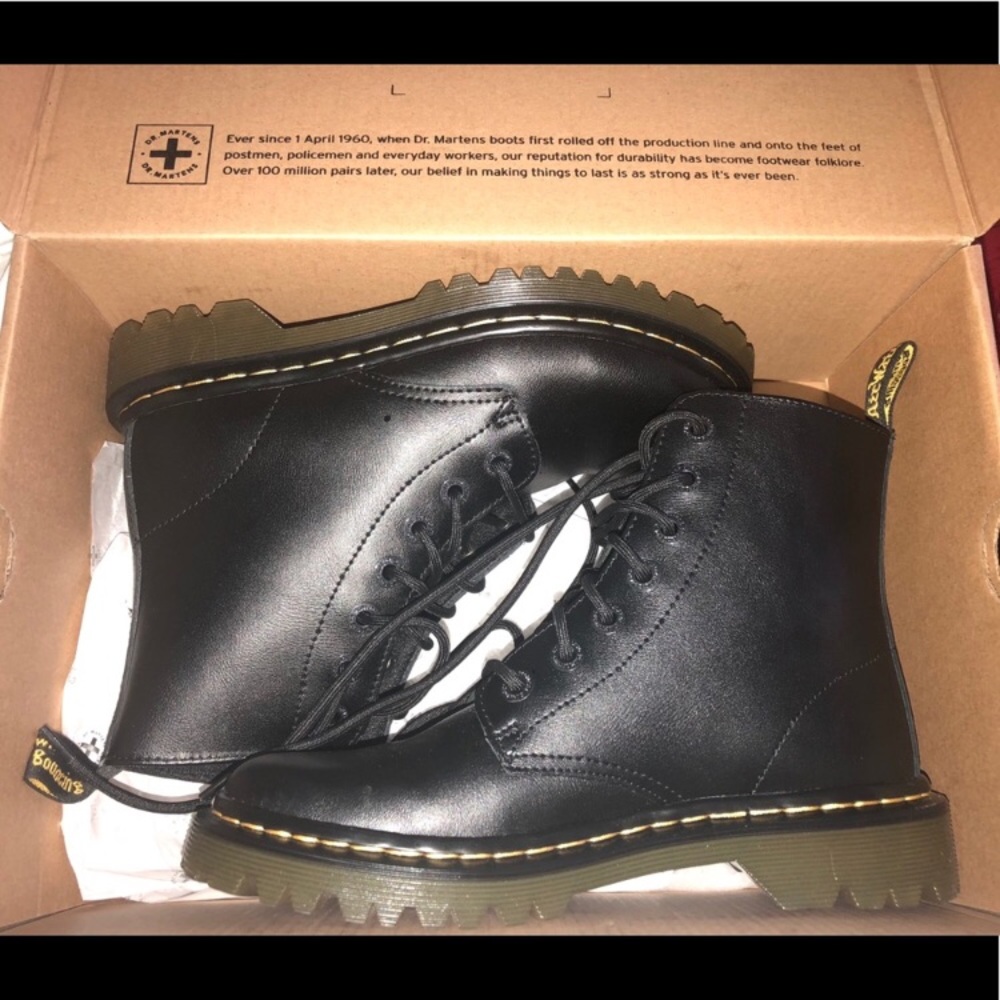Dr. Martens Luana Boots